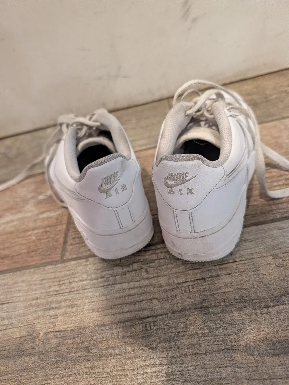 White Nike Air Force 1 Low Sneakers